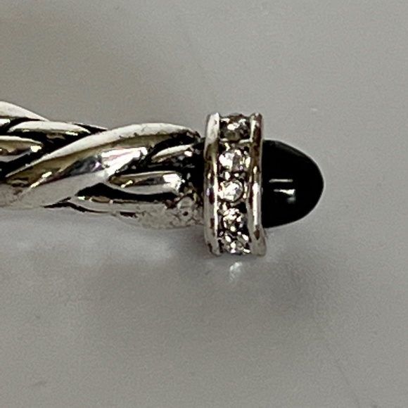 Silver Tone Twisted Cuff Braclett - Picture 4 of 6